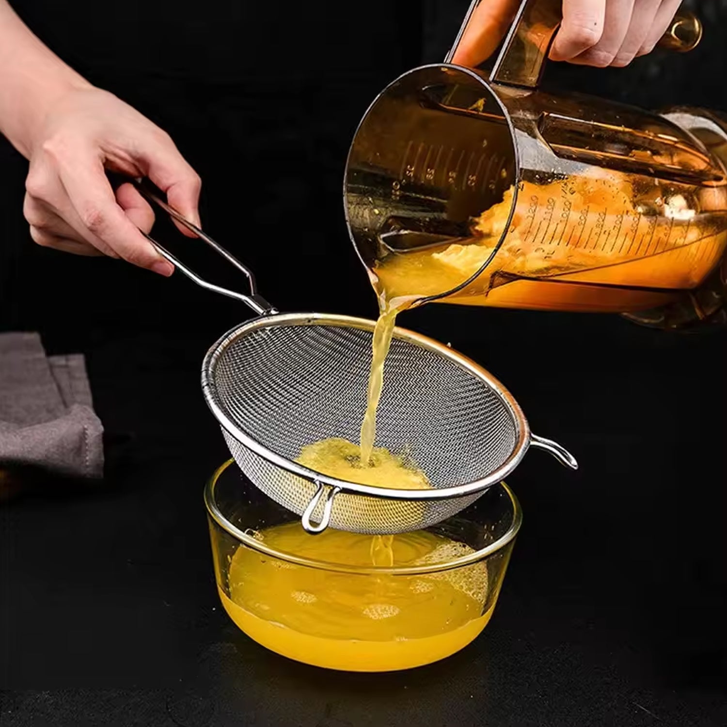 Big Mesh Strainer With Handle Stainless Steel Oil Straine Mesh Sieve Strainer(1 Pc) Big Mesh Strainer With Handle Stainless Steel Oil Straine Mesh Sieve Strainer(1 Pc)